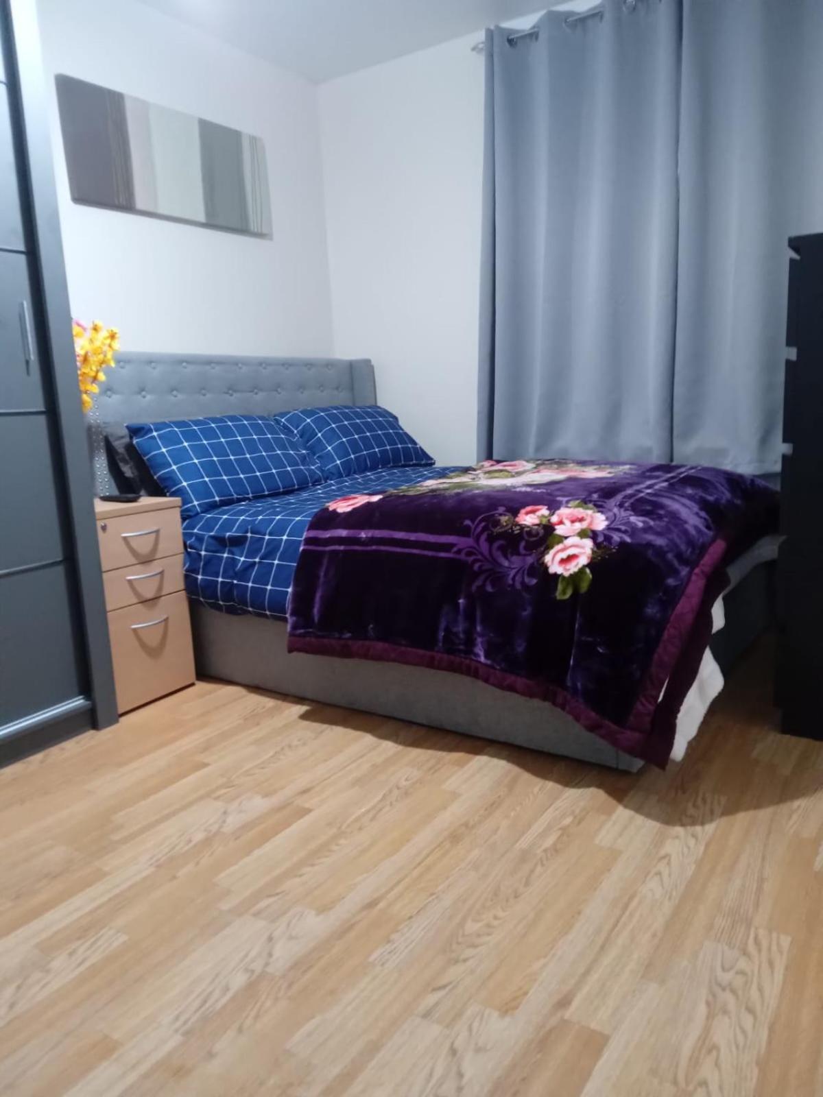 Exclusive Double Bedroom In A Gorgeous Shared Flat With Top Access Stadtteil Plumstead Exterior foto